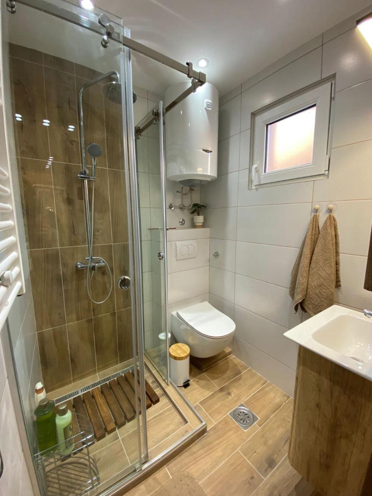 Kapetan-Misa Appartement Belgrado Buitenkant foto