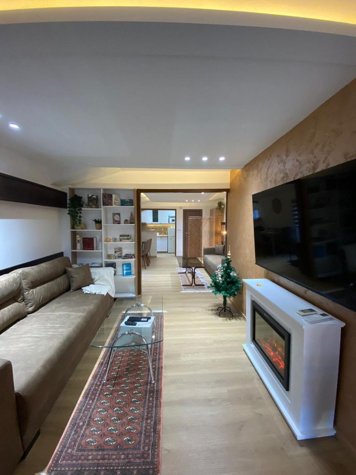 Kapetan-Misa Appartement Belgrado Buitenkant foto